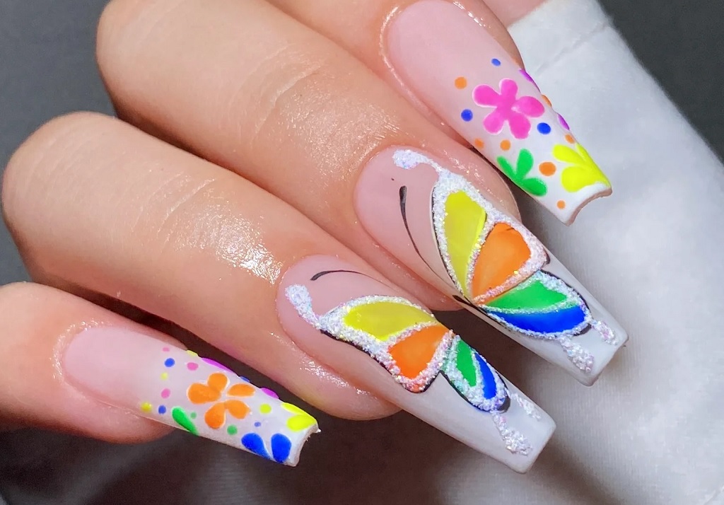 Neon Comeback: Electric Summer Nail Ideas You Can’t Miss